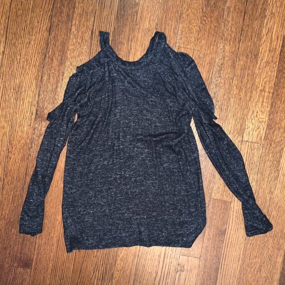 AE soft and sexy cut out shoulder long sleeve